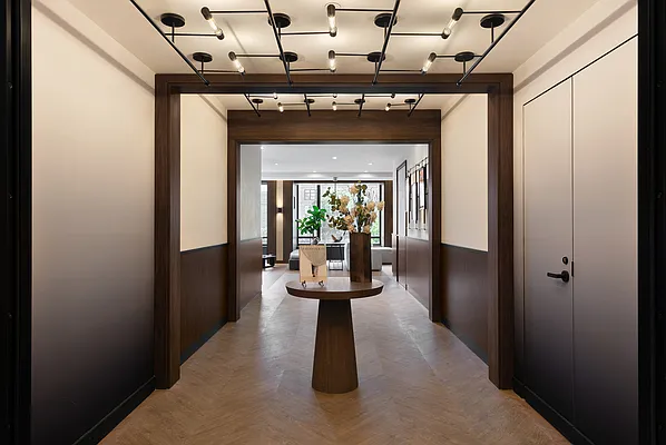 Rented by Compass | media 43