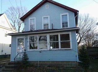 41 Grahamville St, North East, PA