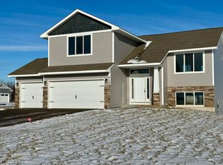 4129 Eaton Cir NE, Monticello, MN 55362