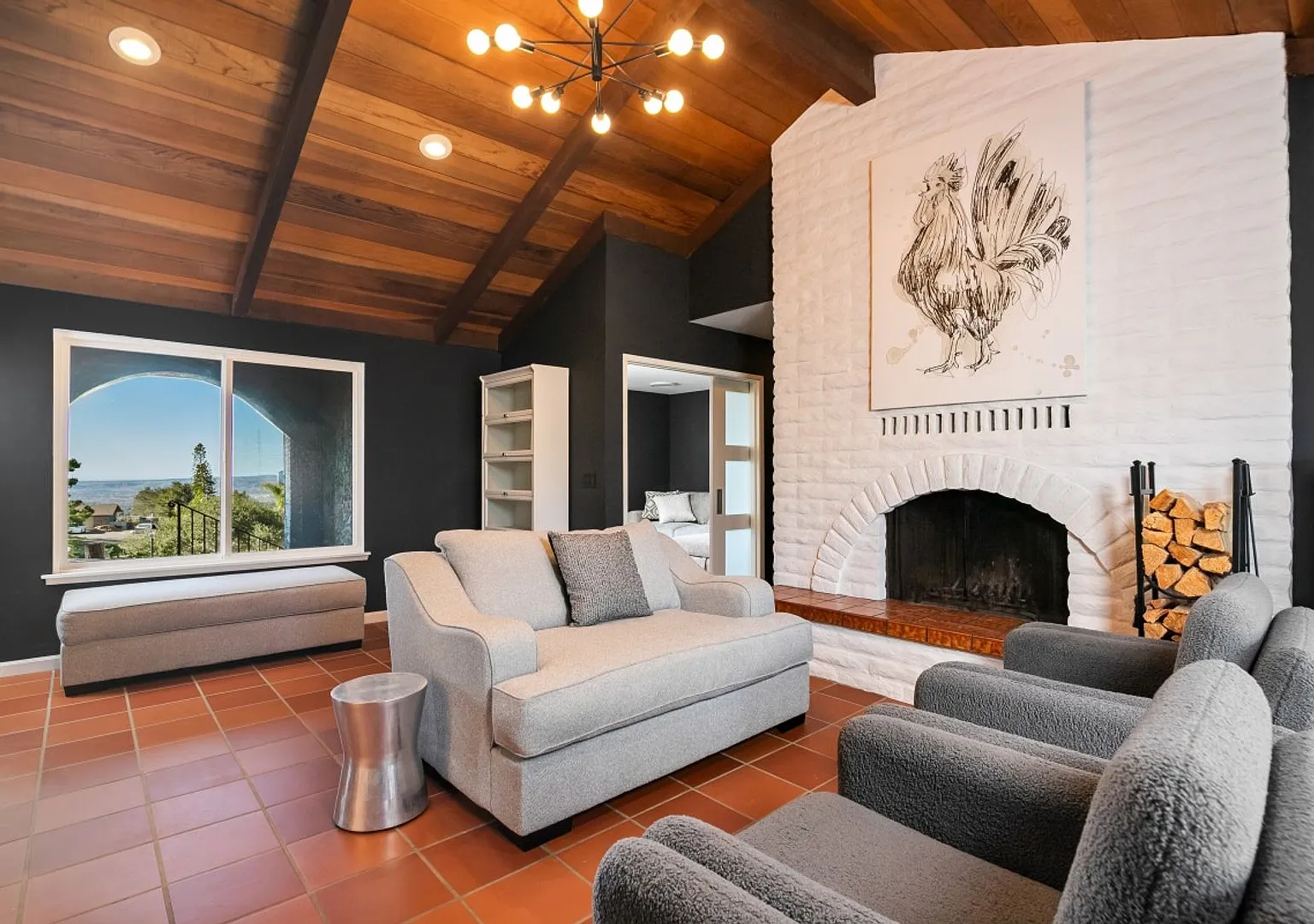 Gated 4bd Vista Home on Hilltop with Incredible Views! — Photo 3
