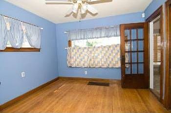3rd image of 3102 Sunnymede Ave