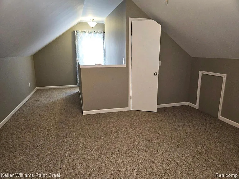 1489 West Blvd — Photo 28