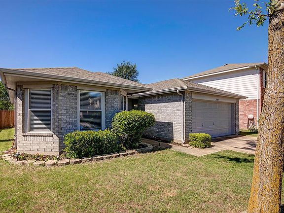 2nd image of 2805 Yukon Dr