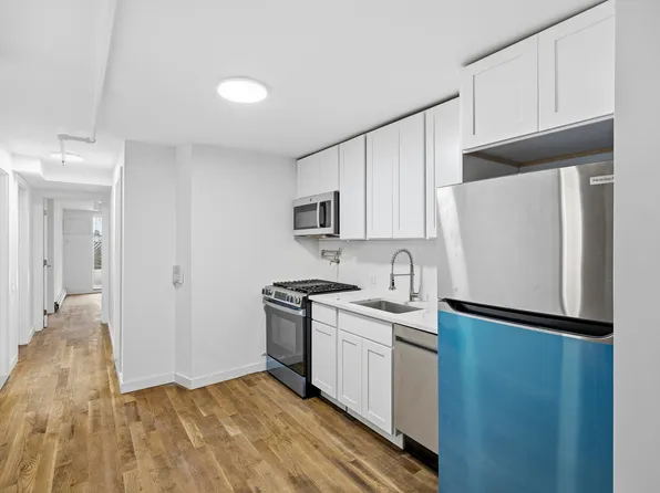 215 Schaefer Street image 12 of 18