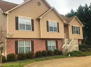 5347 Fawn Ivey Ln, Buford, GA 30519