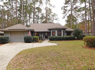 1 Bobcat Ln, Hilton Head Island, SC 29926