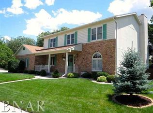 50 Gloucester Cir, Bloomington, IL 61704