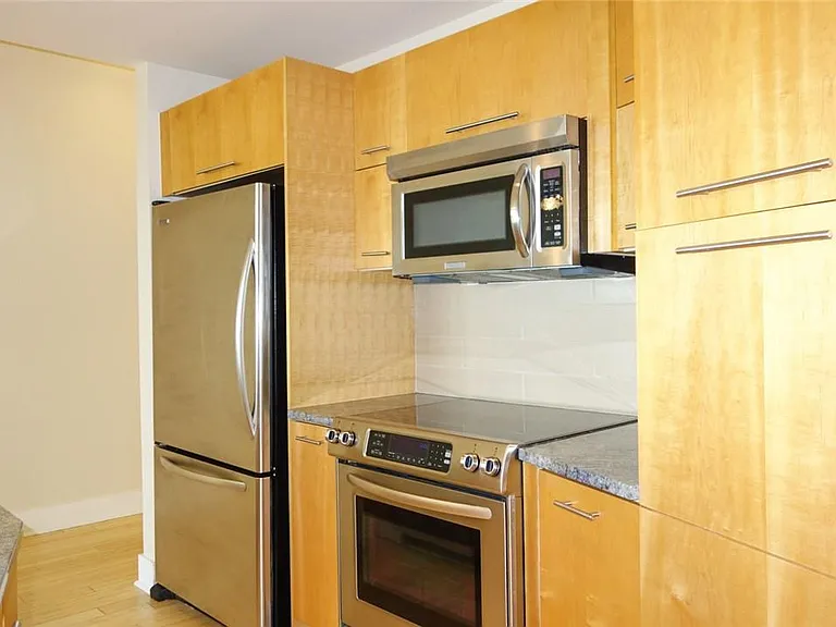 603 Davis St #1409 — Photo 8