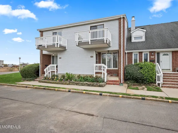 25 Meadow Avenue #84, Monmouth Beach, NJ 07750