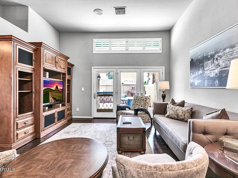 8889 E Meadow Hill Dr — Photo 7
