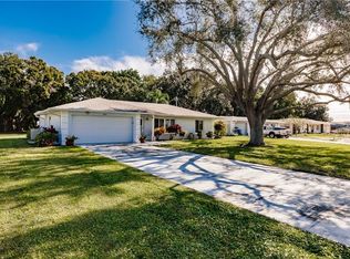 2801 Taunton Dr W, Bradenton, FL 34205