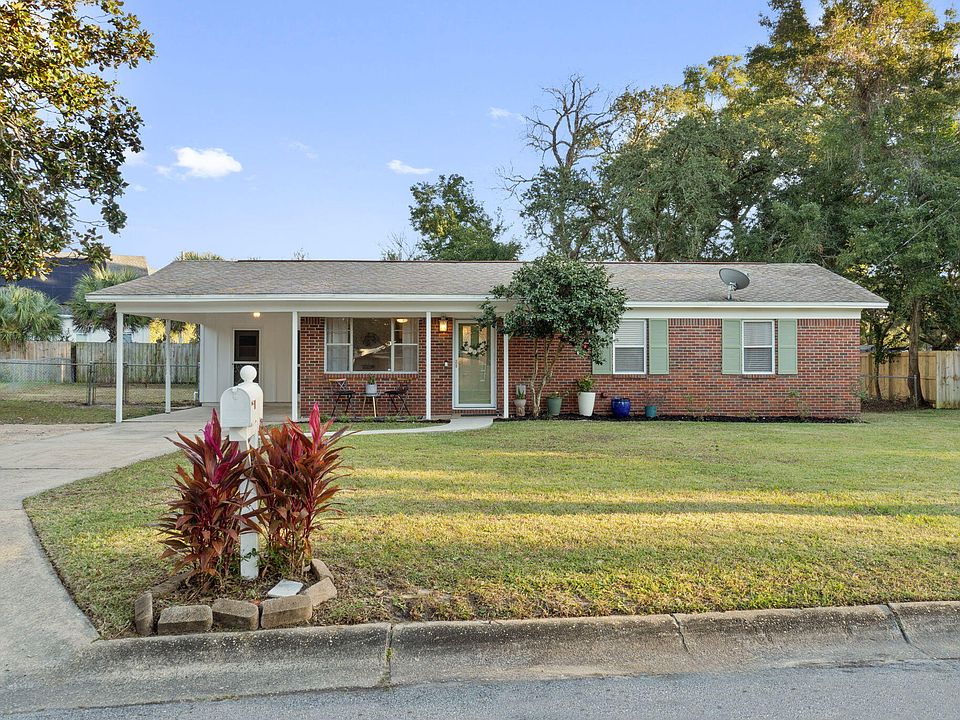 1st image of 304 Meggs Dr