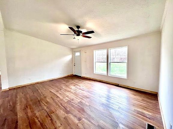 5th image of 2904 County Road 36