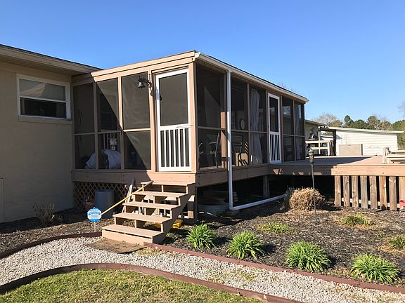 Screened porch