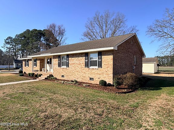 3rd image of 3964 Winchester Drive