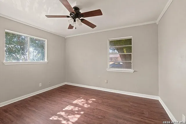 4515 Clear Spring Dr — Photo 7