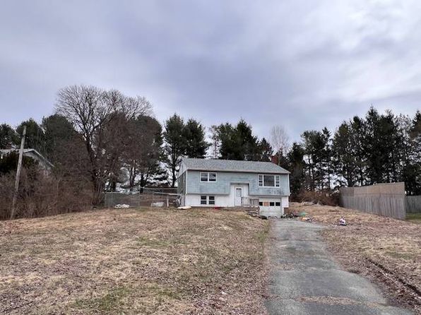 34 Sunset St, Thomaston, ME 04861
