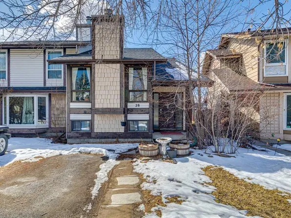 28 Templegreen Bay NE, Calgary, AB T1Y 4Z3