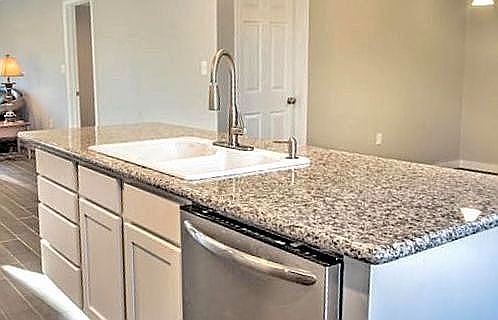 2nd image of 504 Cove Cir