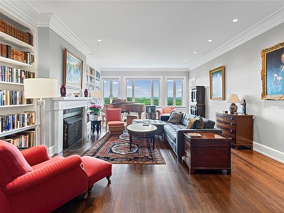 3rd image of 5023 Frew St #9C