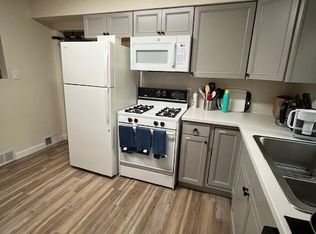 9 Unger Ln, Pittsburgh, PA 15217