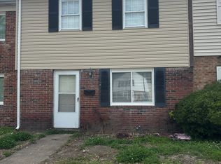 813 S Grosvenor Ct, Virginia Beach, VA 23462