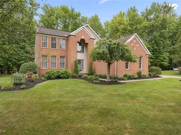 9545 Windsor Way, Twinsburg, OH 44087