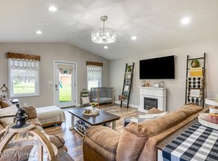 2905 Republic Ave, Radcliff, KY 40160