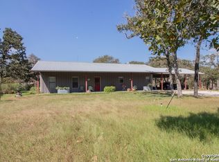 74 Longhorn Rd, Stockdale, TX 78160