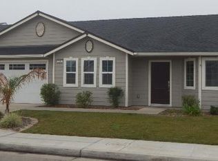 5203 W Simpson Ave, Fresno, CA