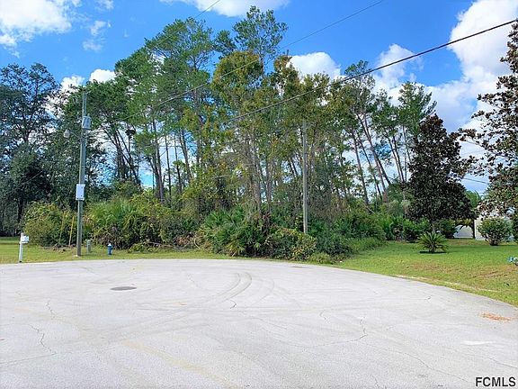 3rd image of 12 Rolling Fern Pl