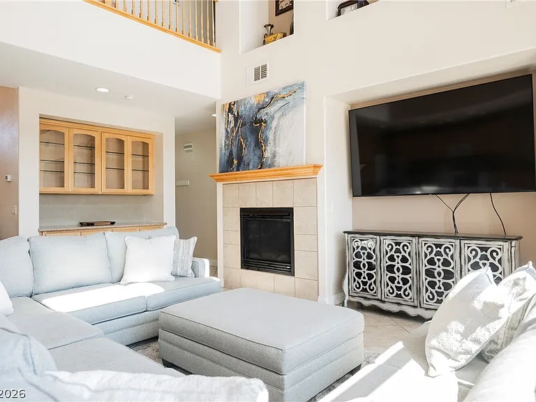 9562 Staff Ln — Photo 7
