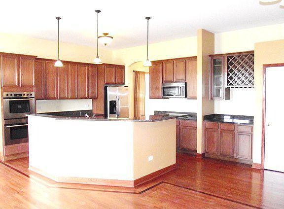 3rd image of 8131 W Rosebury Dr