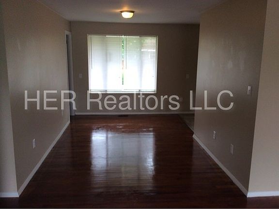 4th image of 1008 Hazel Ave