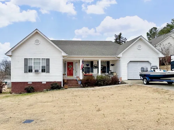 256 1st St, Russellville, AL 35653