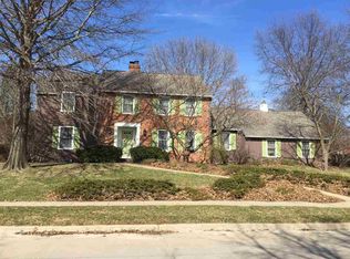 2126 Glendale Rd, Iowa City, IA 52245