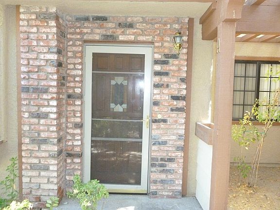 4th image of 3216 Dayflower St Unit A