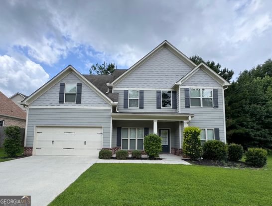 544 Cherry Creek Dr, Loganville, GA 30052