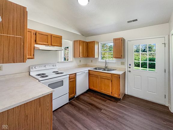 2nd image of 10524 Moqui Ct