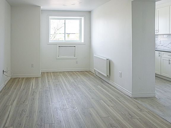 2nd image of 630 Cummings Ave #11537606