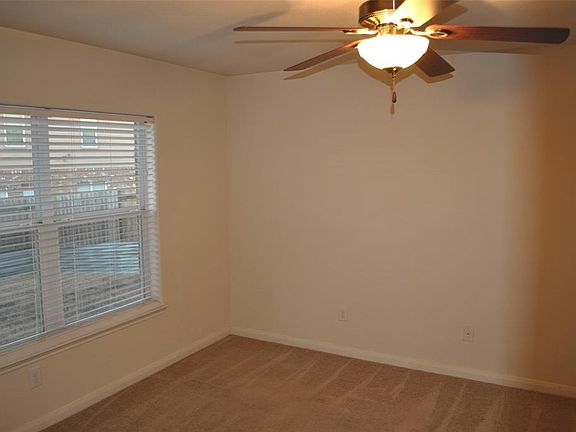 4th image of 109 Kincaid Dr
