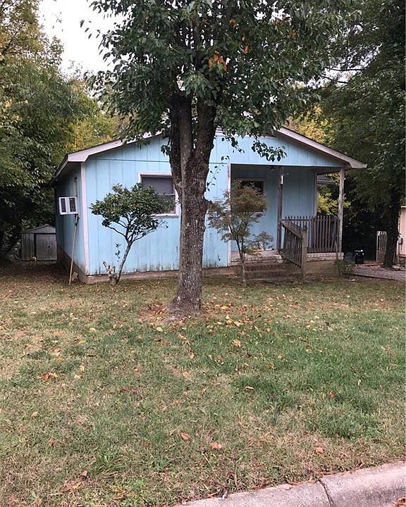 2nd image of 413 W Willis Ave
