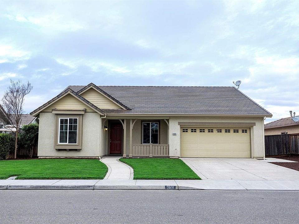 1st image of 2101 Mariposa Dr