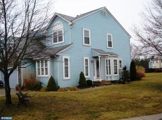 1141 Meadows Dr, Williamstown, NJ 08094