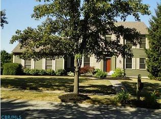 901 Taurus Ave, Columbus, OH 43230