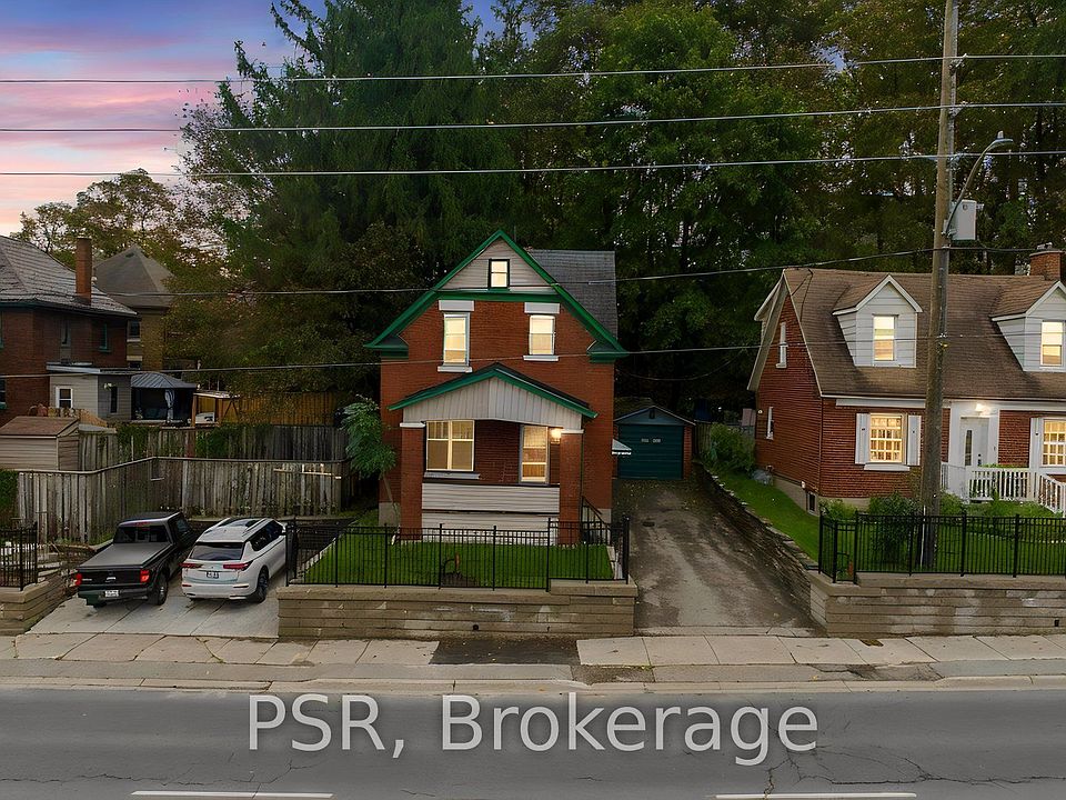 1st image of 381 Victoria St N