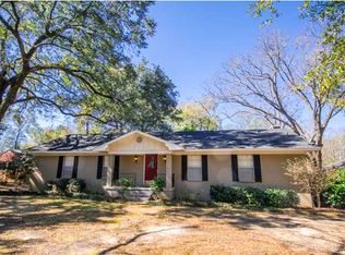 802 Pinemont Dr, Mobile, AL 36609