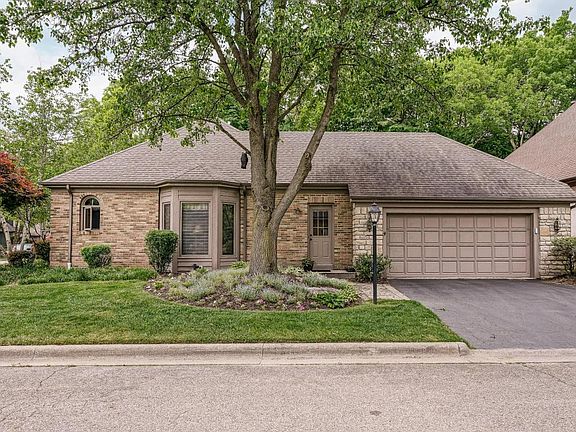 4th image of 3126 Melbury Dr