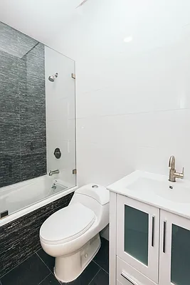 Rented by Nooklyn NYC LLC | media 17