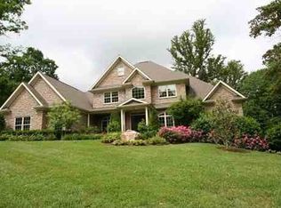 18 McCormick Ct, Johnson City, TN 37604